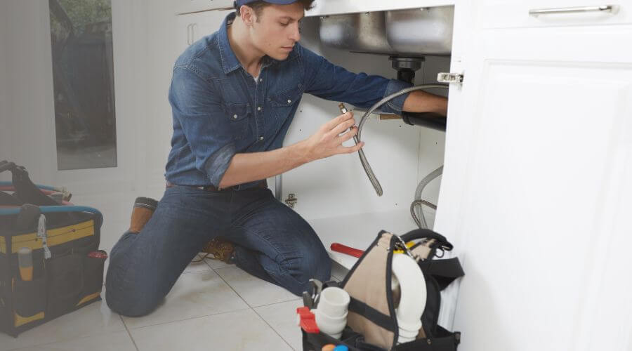 Local tankless water heater installation in Montezuma, IA
